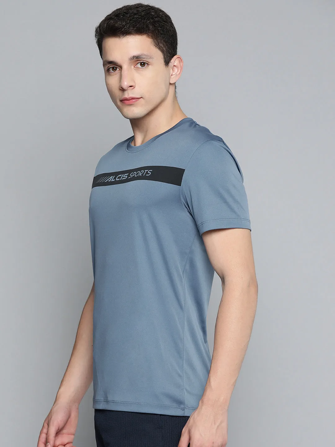 Alcis Men Blue Brand Logo Printed Slim Fit T-shirt