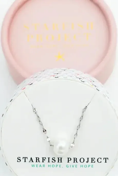 Annie Pearl Necklace