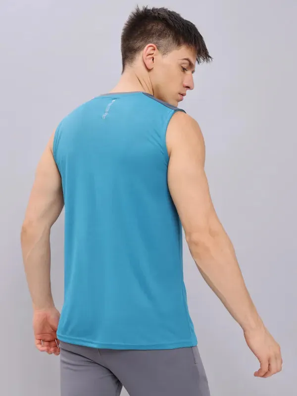 Men Colorblock Slim Fit Crew Neck Innerwear Vest with TECHNO COOL 