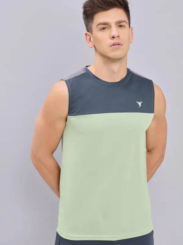 Men Colorblock Slim Fit Crew Neck Innerwear Vest with TECHNO COOL 