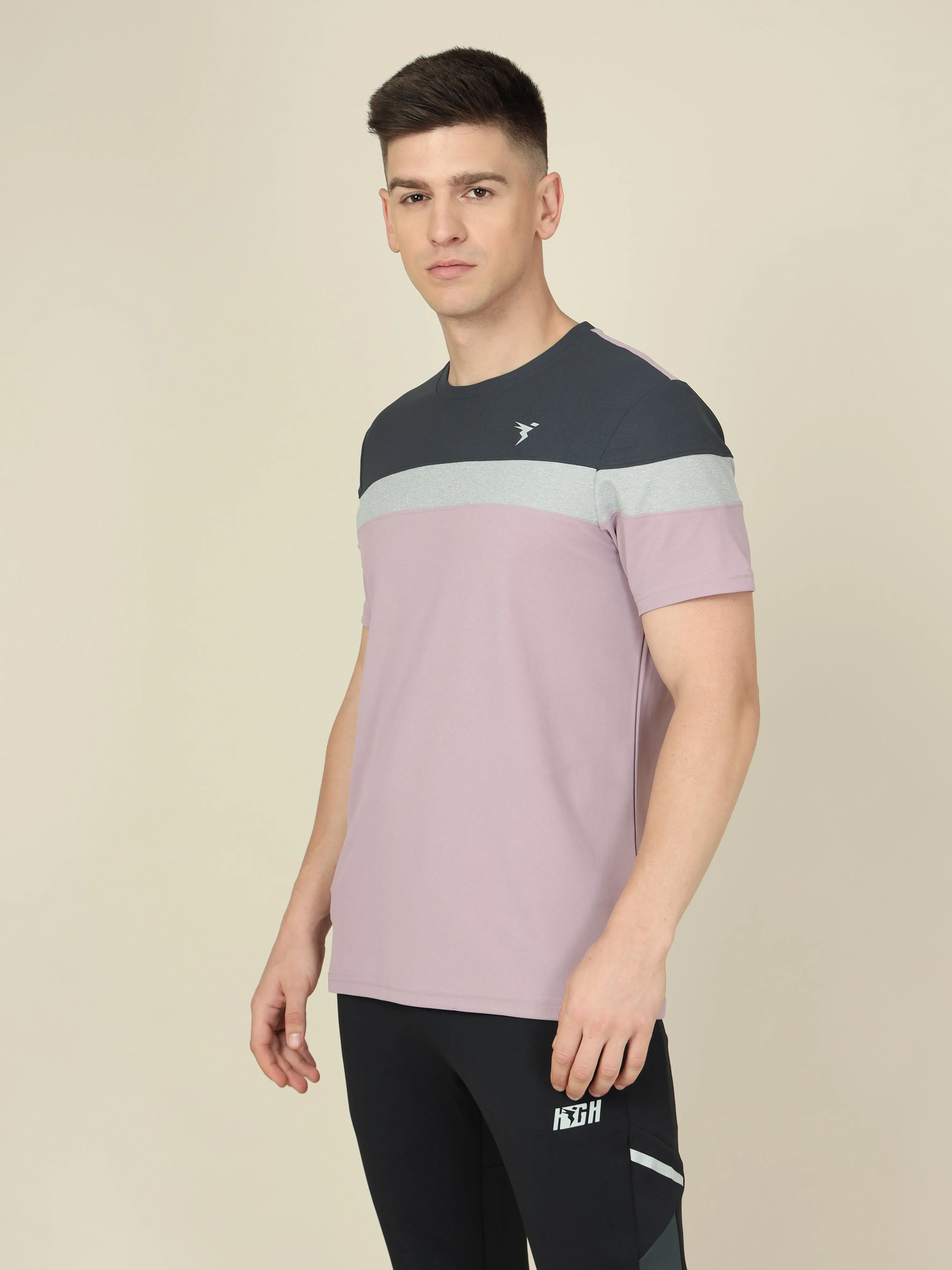 Men Colorblock Slim Fit Crew Neck T-shirt with MATPIQ